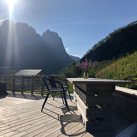 Segla Guesthouse - With View Of Fjord Fjordgard Экстерьер фото