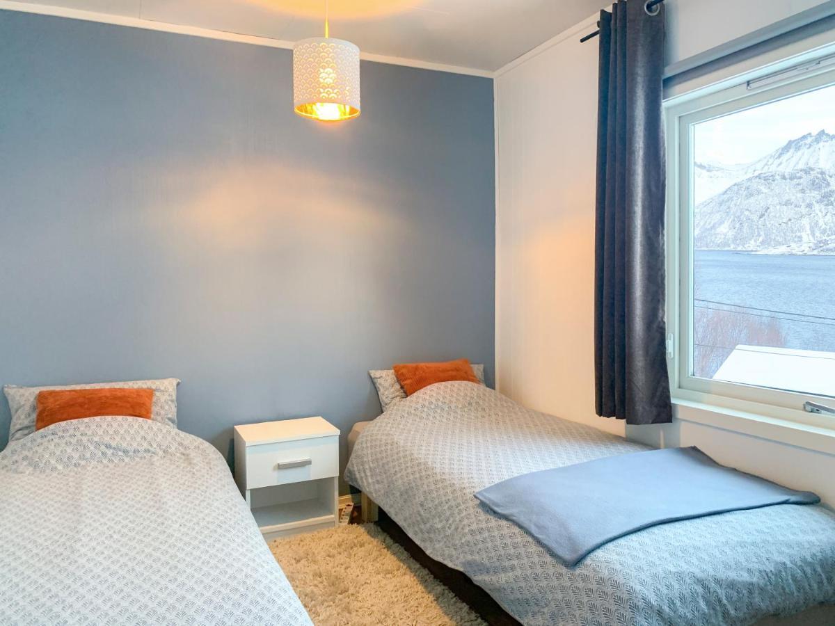 Segla Guesthouse - With View Of Fjord Fjordgard Экстерьер фото